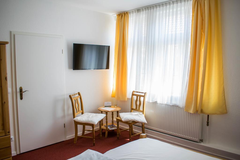 Hotel Deutsches Haus Northeim Eksteriør billede